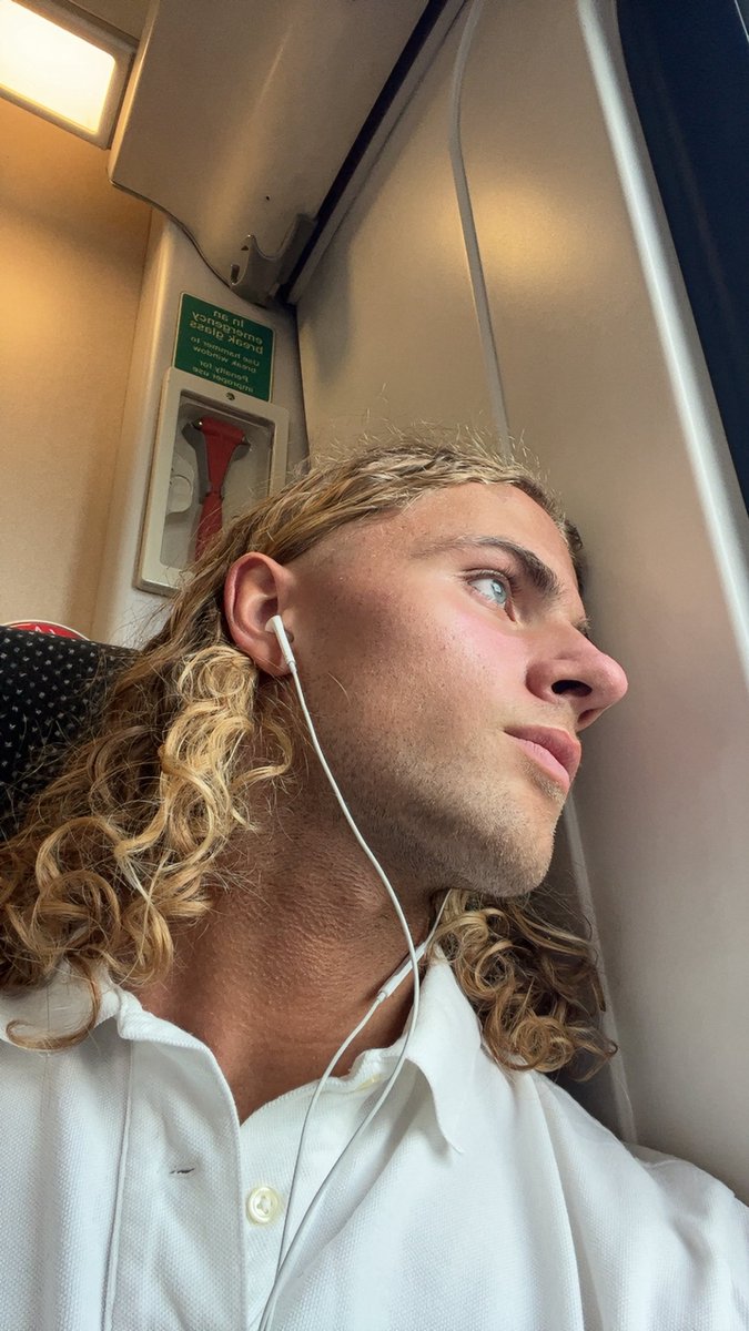 MPfounder's tweet image. What fresh raw milk, grass fed raw meats, saturated fat and cholesterol, collagenous bone broth, oysters, homemade raw ice cream, coconut oil, separating high carb meals from high fat meals, royal jelly, raw local honey, waking up at sunrise, full body sun, seasonal fruit and…