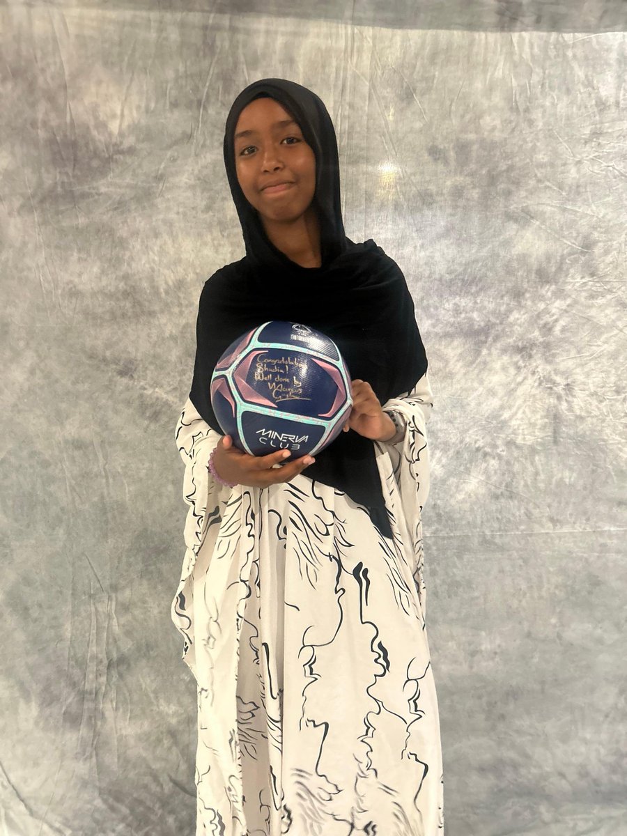 _DWPS_'s tweet image. Two of our Y6 pupils attended the descendants 20th Annual Dr John Roberts QC CBE Achievement Awards

Shadia was shortlisted for pupils who excel in sport and received a signed football from ex footballer Marcus Gayle

Tymel was shortlisted as a Future Leader and won 2 awards👏🏽