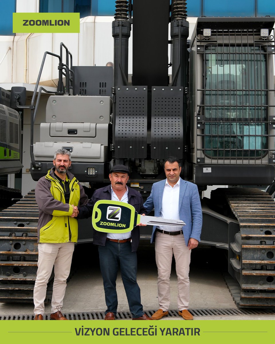 zoomlionEM's tweet photo. Zoomlion Deliveries Continue at Full Speed! Zoomlion machines continue to meet their new owners with their powerful performance and high efficiency.
#VisionCreatesFuture #HeavyEquipment #ZoomlionInAction #ZOOMLION #Excavator #Earthmoving https://t.co/Q7krqj6FVZ
