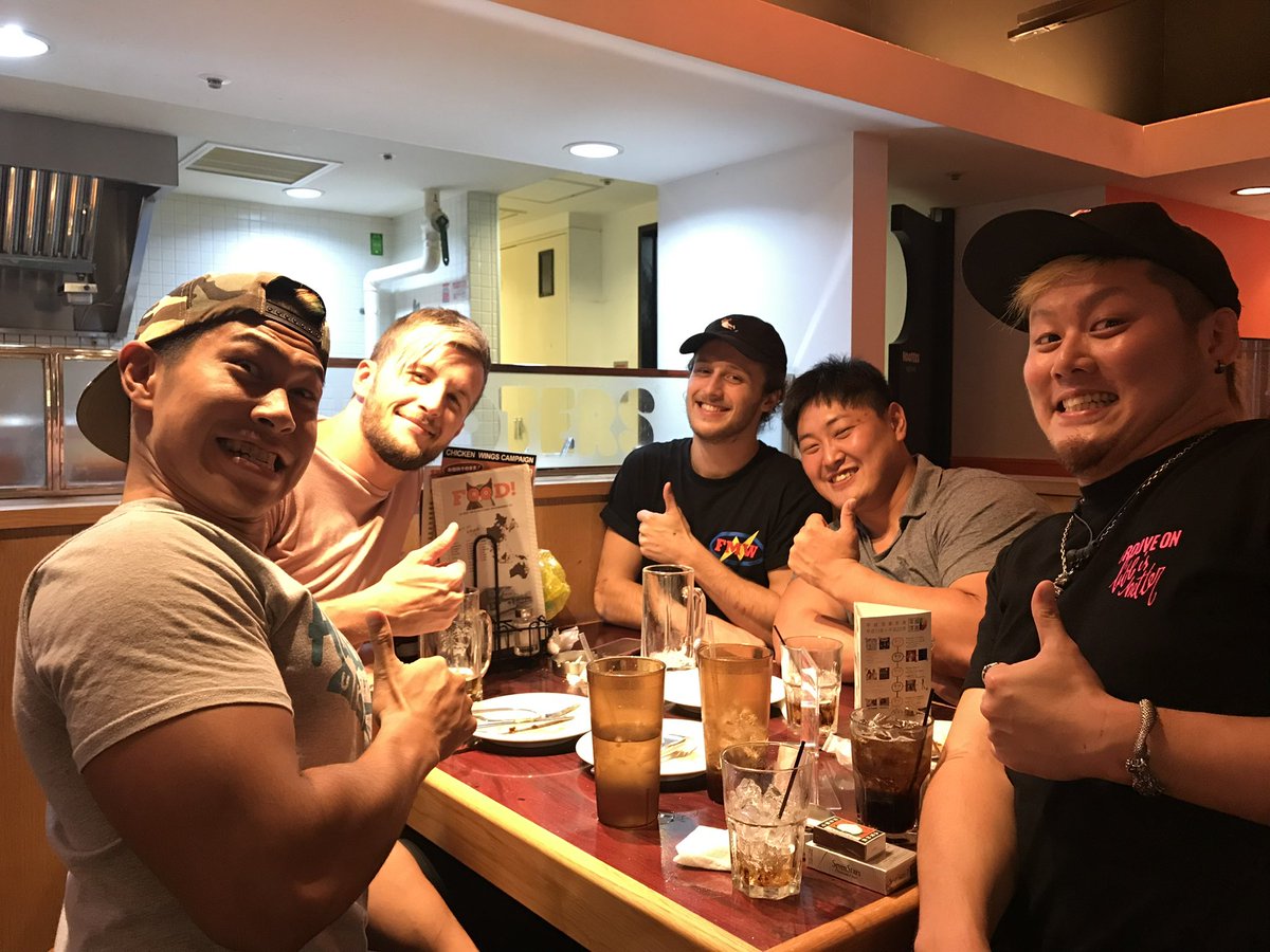 ありがとうクリス😭😭😭
忘れることなんて出来ないよ。
これまでのイジメは全部水に流すね…
#bakagaijin 
#FUFEST2