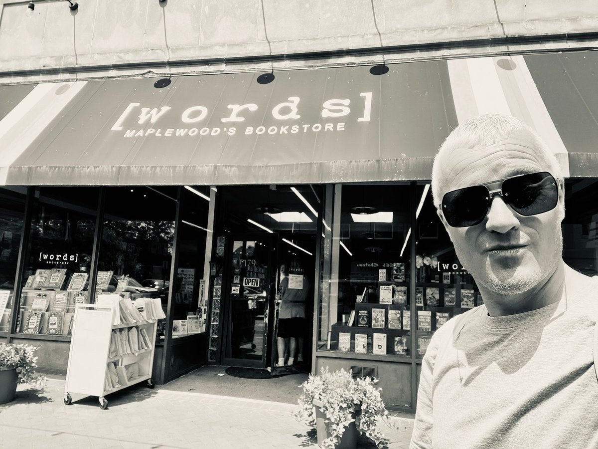 Epoque_Press's tweet image. Adam, out and about in New Jersey visiting @wordsbookstore