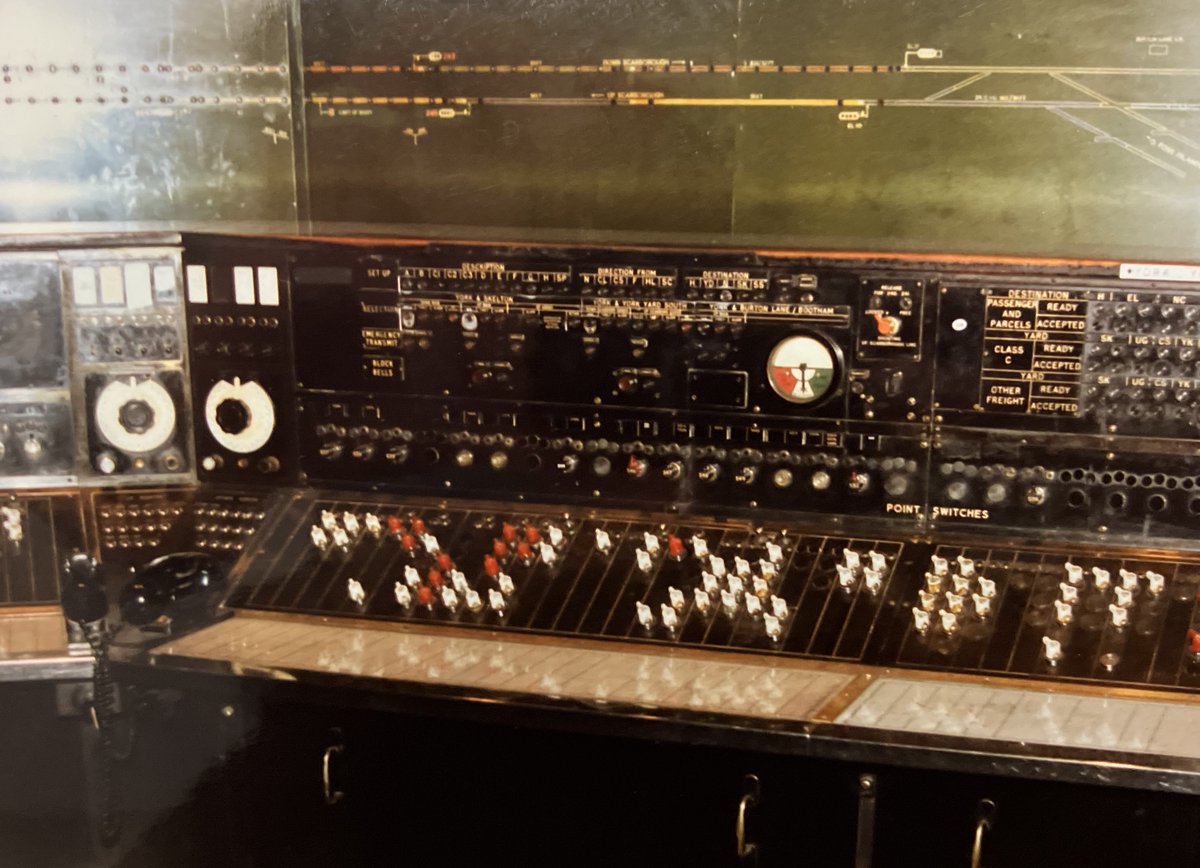 Network Rail (@networkrail) on Twitter photo 🎈 A former #signaller who spent nearly 50 years working on the railway was treated to a tour of York Rail Operating Centre as he celebrated his 99th birthday.
He was able to see the differences in practices from his career to the modern era.
Happy birthday Bob! #Railway200 🎈 A former #signaller who spent nearly 50 years working on the railway was treated to a tour of York Rail Operating Centre as he celebrated his 99th birthday.
He was able to see the differences in practices from his career to the modern era.
Happy birthday Bob! #Railway200