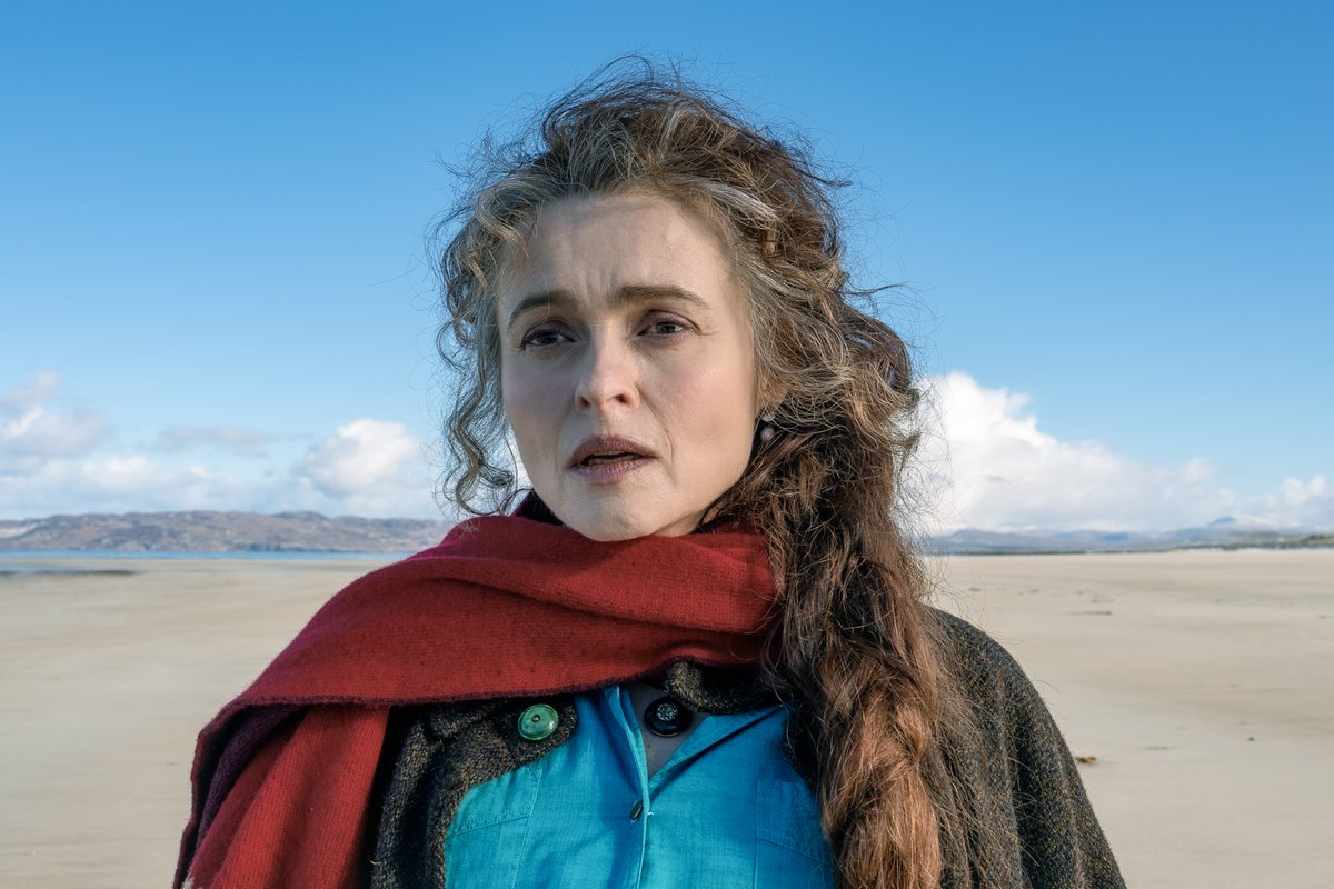 WildCardDistrib's tweet image. Helena Bonham Carter was on @RTEArena last night discussing the big-screen adaptation of the heart-wrenching novel FOUR LETTERS OF LOVE by Niall Williams.
Listen back rte.ie/radio/radio1/c…
In Irish & UK cinemas this Friday.
#FourLettersOfLove