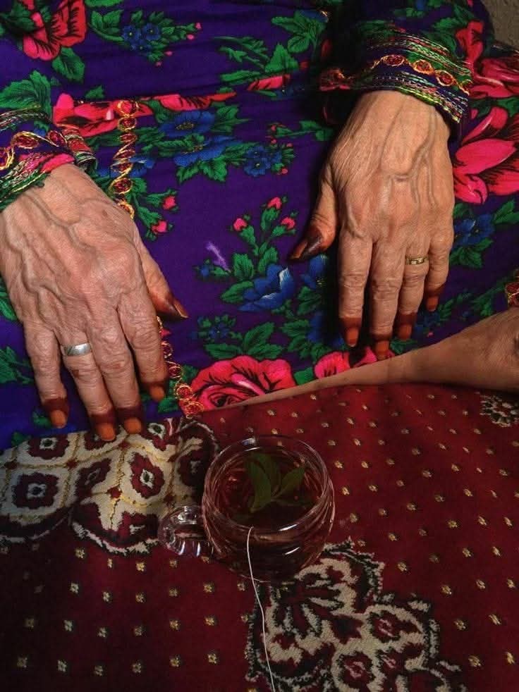 لأنكِ خير ومليئة بالنقاوة ستجدين الخير محاطًا
 بكِ وينجذب لكِ دائمًا.

#امي❤️