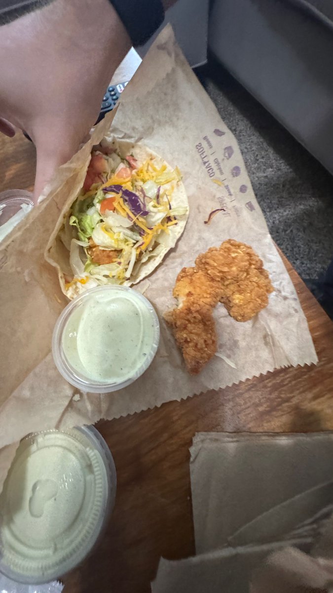 100PercentEat's tweet image. Our Heroes run for the border again this week to check out the new crispy chicken taco & burrito. Are these strips worth your time or is it just long chicken nuggets?
New 100% Eat is out now.