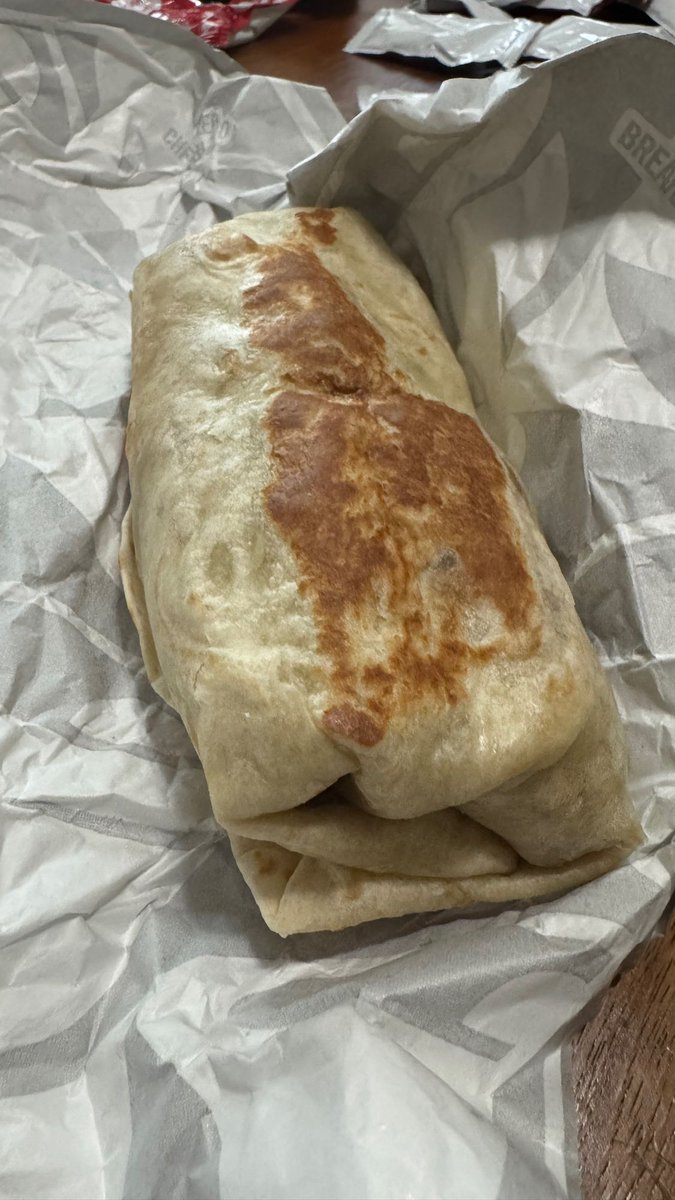 100PercentEat's tweet image. Our Heroes run for the border again this week to check out the new crispy chicken taco & burrito. Are these strips worth your time or is it just long chicken nuggets?
New 100% Eat is out now.