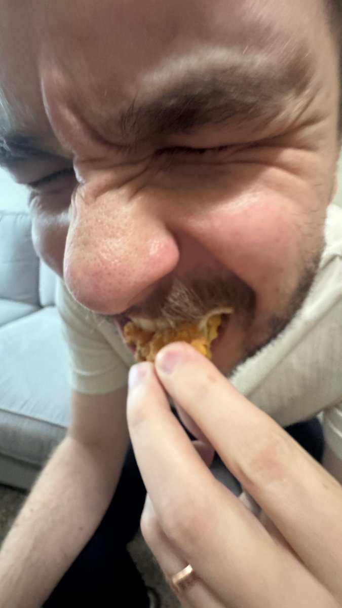 100PercentEat's tweet image. Our Heroes run for the border again this week to check out the new crispy chicken taco & burrito. Are these strips worth your time or is it just long chicken nuggets?
New 100% Eat is out now.