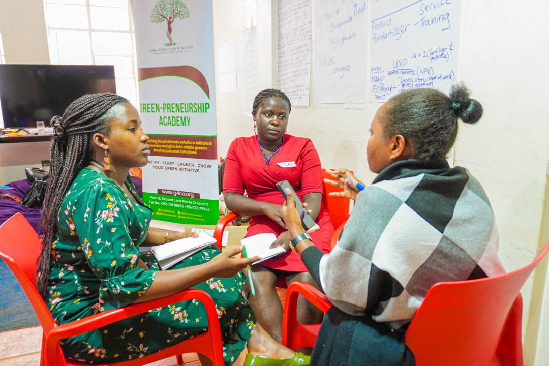 G4ClimateAction's tweet image. #WorldYouthSkillsDay 🌿✨
At our #GreenPreneurshipAcademy, young women gained skills for greener futures
We’re working to & AI & digital skills to green businesses, but more awareness & training are needed. Share your ideas & stand a chance to join our X-Space speakers this month