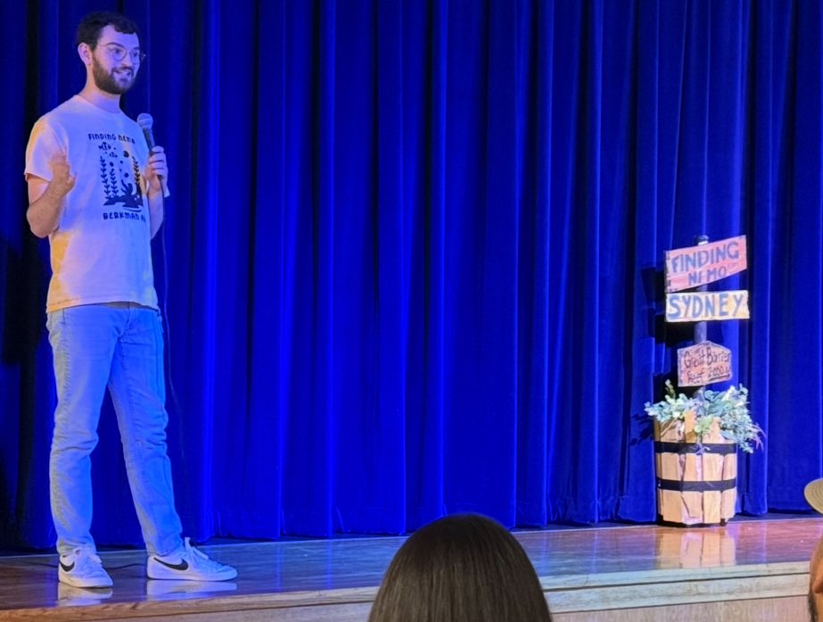 Jen Holsinger-Raybourn tweet media