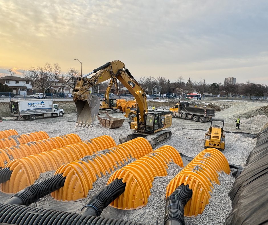 Construction season in Mississauga includes maintenance of stormwater infrastructure &amp; erosion control along creeks. This work helps reduce flood risk, protects your property from intense rainfall &amp; preserves waterways &amp; wildlife.

See projects: mississauga.ca/construction