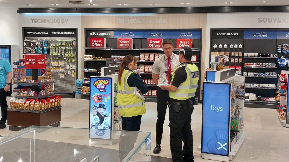 PoliceScotland's tweet image. #ProjectServator deployments are unpredictable and can pop up anywhere, any time using a mix of uniformed and plain-clothes officers.
Help by:
👁 Being vigilant
❓ Trust your instincts
📞 Report suspicious activity by calling 101 or 999
Read more ➡ orlo.uk/3u8aZ