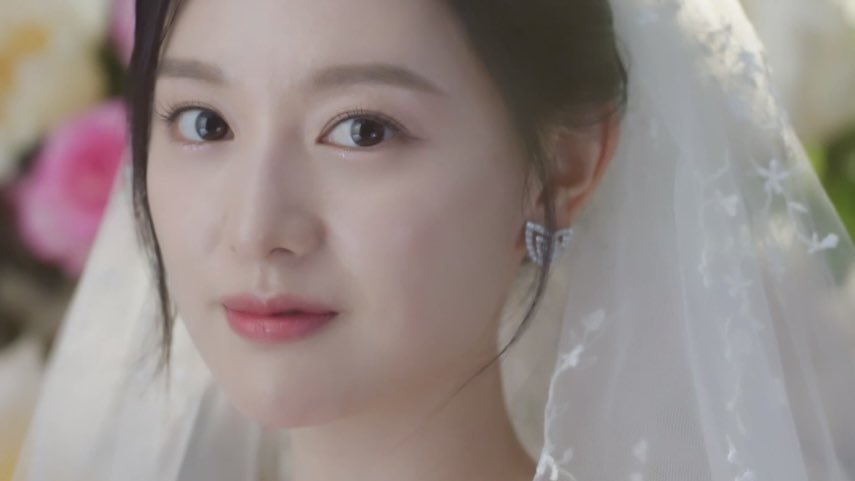 1화부터 미모 폭격을 하시면 제가 진짜 너무 좋죠