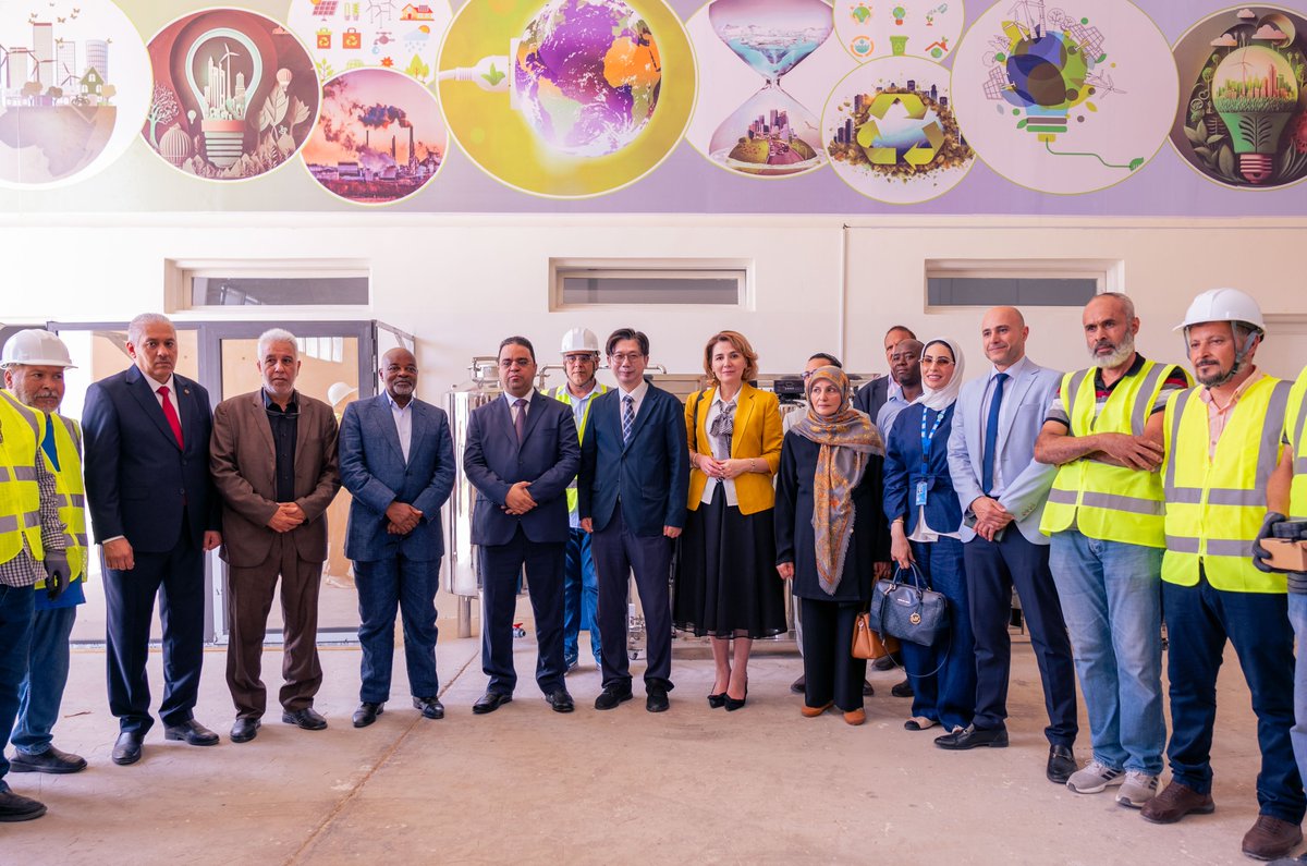 UNDP Libya (@undplibya) on Twitter photo This year's #YouthSkillsDay, <a href="/UNDP/">UN Development</a>, the Republic of Korea, & the <a href="/MLR_Libya/">وزارة العمل والتأهيل- ليبيا</a> launched a new Green Economy Department at the Libyan-Korean Centre, equipping young people with skills for a climate-resilient future.
📰Read more:
undp.org/libya/press-re… This year's #YouthSkillsDay, <a href="/UNDP/">UN Development</a>, the Republic of Korea, & the <a href="/MLR_Libya/">وزارة العمل والتأهيل- ليبيا</a> launched a new Green Economy Department at the Libyan-Korean Centre, equipping young people with skills for a climate-resilient future.
📰Read more:
undp.org/libya/press-re…