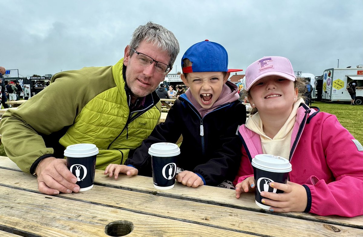 EleanorSully's tweet image. Great family day out at #TheOpen