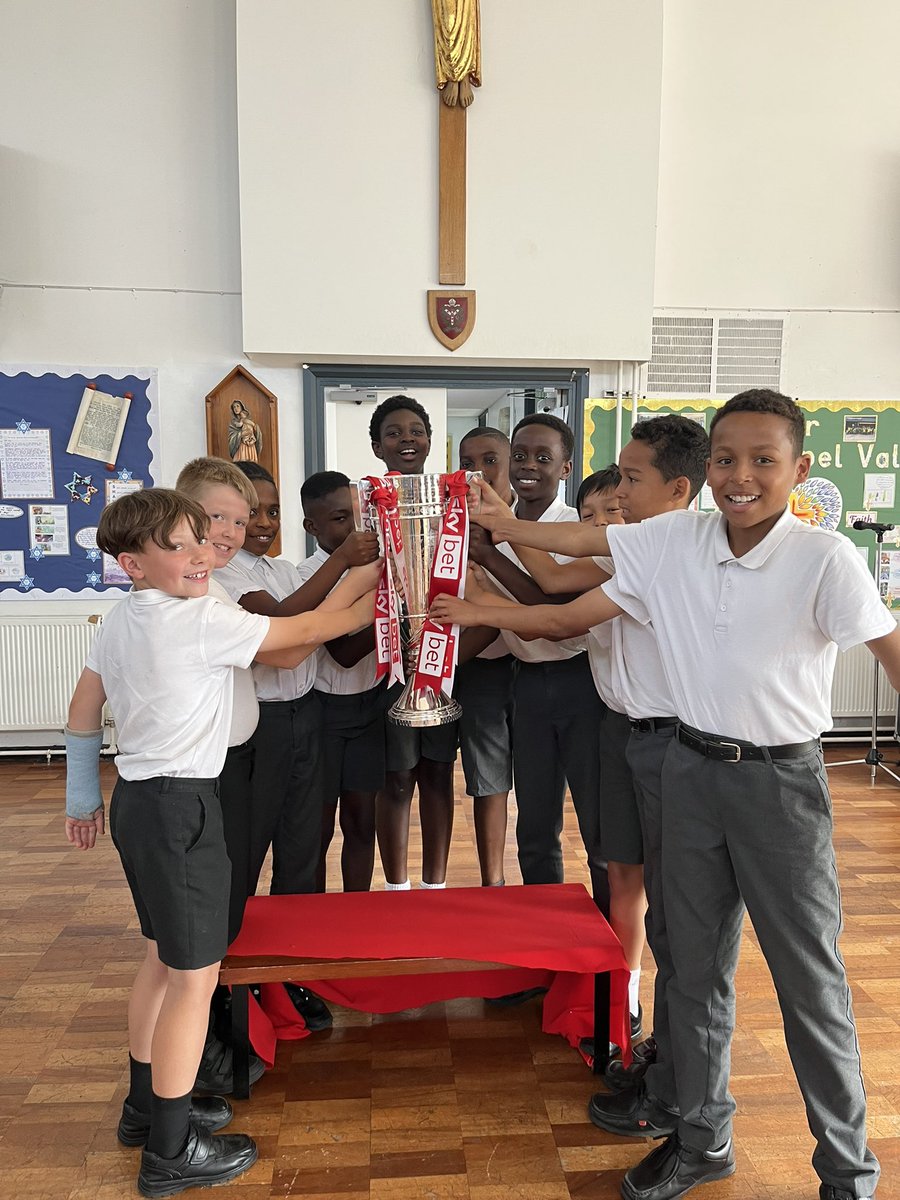 St Thomas a Becket tweet media