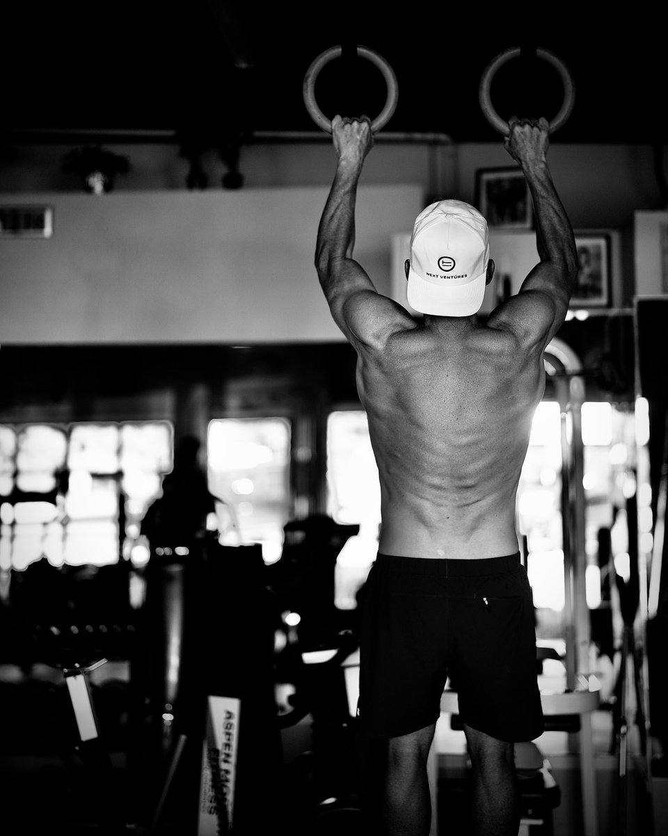 lancearmstrong's tweet image. I love it when I think I’m getting to the gym early and @SirWiggo has already been there an hour. I guess that’s what 🐐’s do. Proud of you brother.

(📸: @LizKreutz)