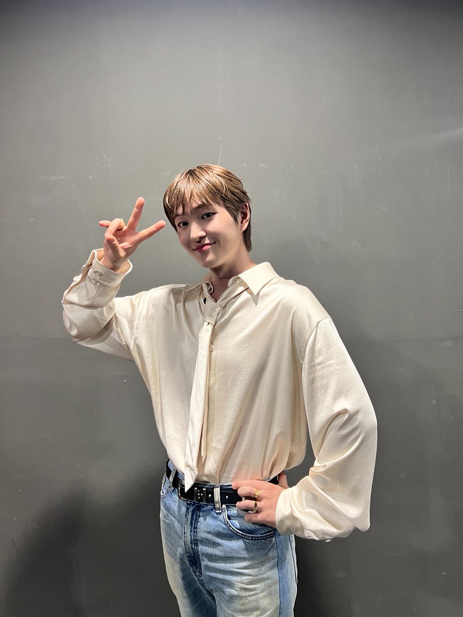 ONEW_GRIFFIN's tweet photo. 온-오프라인으로 함께해 준 모든 찡구들이 만들어낸 Happy moment🩵

#온유 #ONEW
#PERCENT #ONEW_PERCENT
#퍼센트 #온유_퍼센트 #온유퍼센트
#ONEW_ANIMALS #ANIMALS #온유_애니멀 #온유애니멀 https://t.co/XPhk3F7Iet