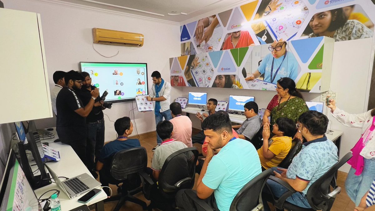 🚀 Key2Enable Expands Literacy Labs to New Delhi! 🚀
We’re excited to bring our Literacy Labs to New Delhi with @EvoluerSolutions! 🌍✨
Empowering special needs students with assistive tech. 💙
Stay tuned for where we go next! 🌍

#InclusiveEducation #AssistiveTech #LiteracyLab