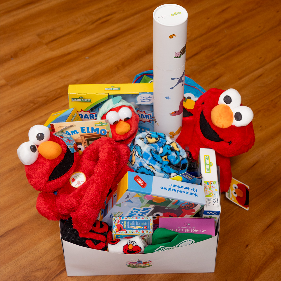 Sesame Place Philadelphia (@sesameplace) on Twitter photo 🎁🍪You better find all the presents before Cookie Monster does! 
Join us for our biggest Golden Gifts Scavenger Hunt yet! From 7/25 – 8/3, be the first to find one to win an amazing prize pack from our partners!
Visit spklr.io/6013BE84P to learn more about our Birthday! 🎁🍪You better find all the presents before Cookie Monster does! 
Join us for our biggest Golden Gifts Scavenger Hunt yet! From 7/25 – 8/3, be the first to find one to win an amazing prize pack from our partners!
Visit spklr.io/6013BE84P to learn more about our Birthday!