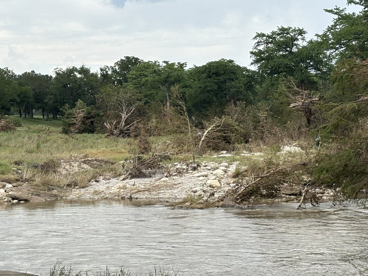 GovernorKayIvey's tweet image. Alabama Task Force 2 has been hard at work in Texas, assisting with critical water rescue operations.
We’re proud of AL-TF2 and all of our other brave Alabamians deployed to assist Texas. Let us pray for their continued safety. #alpolitics