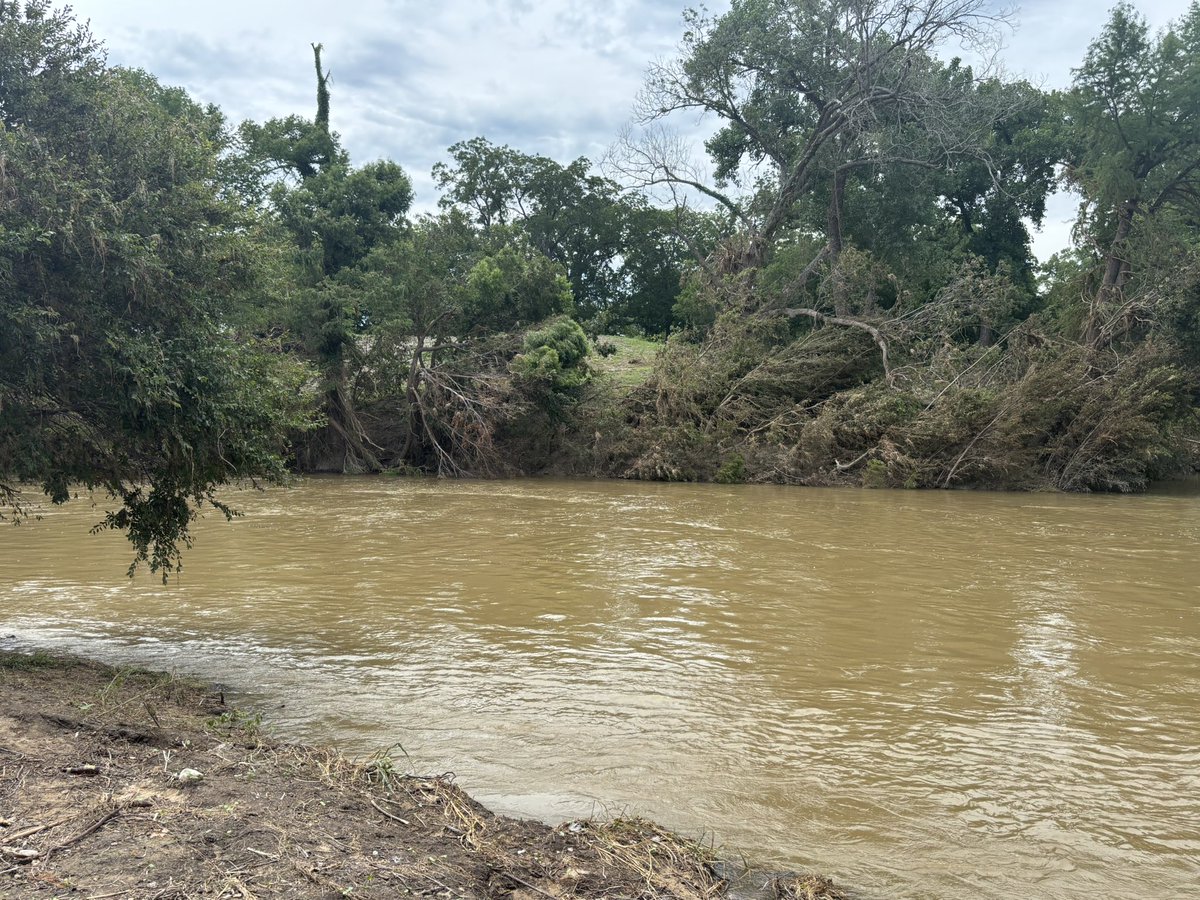 GovernorKayIvey's tweet image. Alabama Task Force 2 has been hard at work in Texas, assisting with critical water rescue operations.
We’re proud of AL-TF2 and all of our other brave Alabamians deployed to assist Texas. Let us pray for their continued safety. #alpolitics