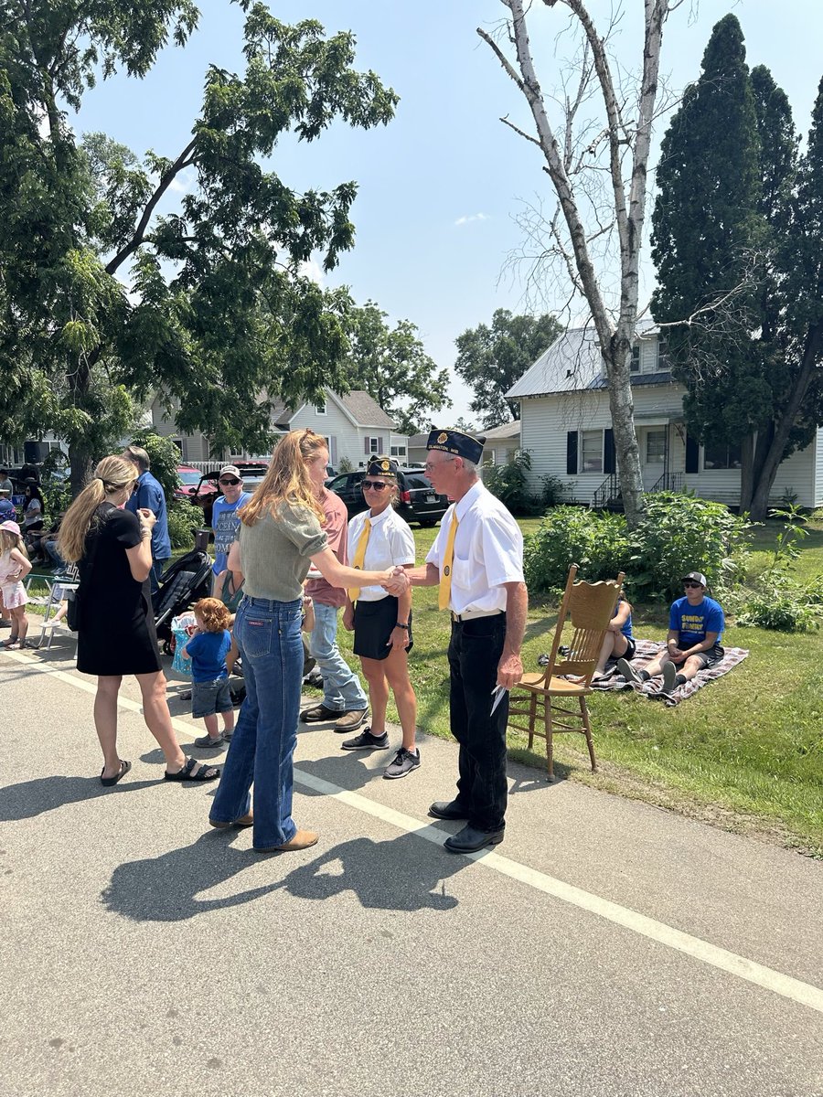 RebeccaforWI's tweet image. Spent part of Sunday at Wisconsin's Biggest Little Fair in Gilmanton. Deep in the heart of Buffalo County - Gilmanton has a population of 138 - and a rich history for my family who settled nearby in Lookout back in the 1800s. Beautiful day for a parade - small town, big heart.