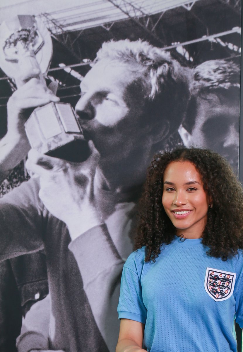3Retro_Football's tweet image. SHOP the biggest official #England retro collection on the market at 3Retro.com #ad #Lionesses 🏴