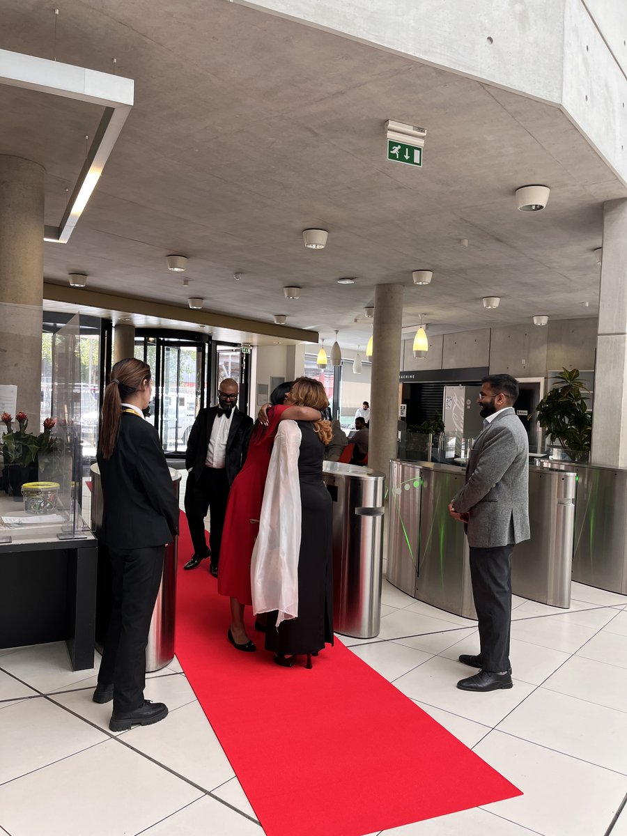 UELAdviceCentre's tweet image. The LAC is at the G100 Civic Engagement Event!
We are honoured to be part of such an insightful and amazing event. This event has given us the opportunity to showcase the services we offer at the LAC to our esteemed guests.
@SBL_UEL
@UEL_News