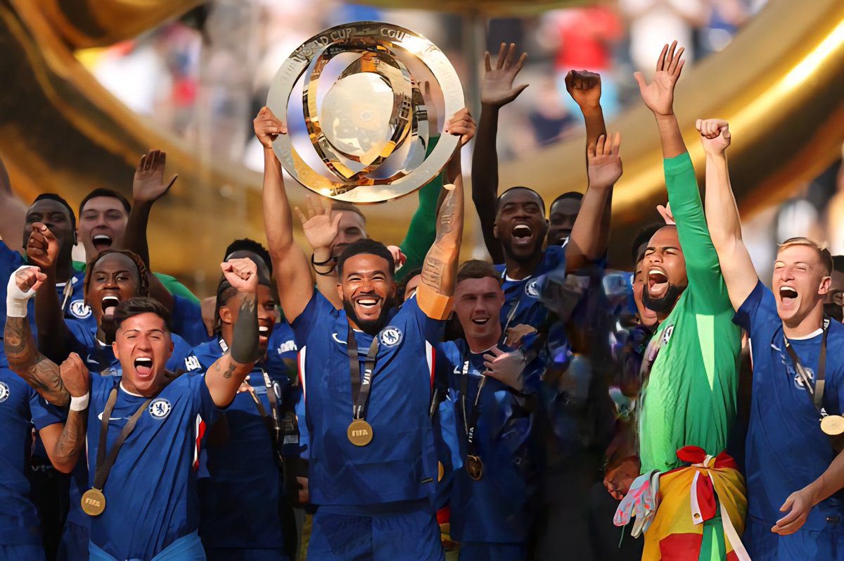 If only Trump could be erased from the Presidency as  easily &amp; quickly as Chelsea erased him from their championship photo. The world would be a much better place.