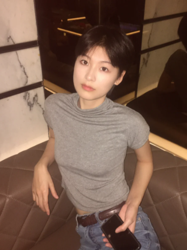 別不開心 tweet media