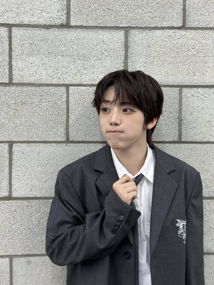 🚧 주의해야 할 뜨거운 것 ⚠️
 
태양                                                 0%
  
훠궈                                             0%  

웅기 품 속  ▇▇▇▇▇▇▇▇▇▇  100%  

250701표 • 최종결과

#AHOF #아홉
#차웅기 #WOONGKI