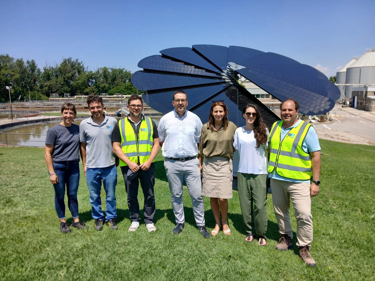albertcastellsv's tweet image. 🚰 Les depuradores són infraestructures estratègiques per garantir la sostenibilitat, el tractament i la gestió de l'aigua. Avui hem visitat la depuradora de Vic, amb @BetPiella i @estercomabassas, amb motiu del 30è aniversari de Depuradores d'Osona, l'empresa pública que…