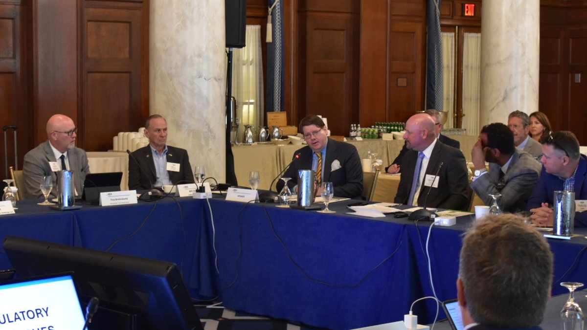 EthanolRFA's tweet image. We were pleased to welcome newly sworn-in USDA @DepSecVaden to our board meeting for an update on administration efforts to support the US ethanol industry.