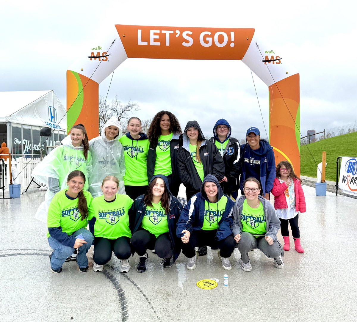SHCSDAthletics's tweet image. Special shoutout to our girls softball team. This past spring season the girls participated in the MS walk, raising $2,000 towards the cause. A cause bigger than athletics. Great display of support girls.