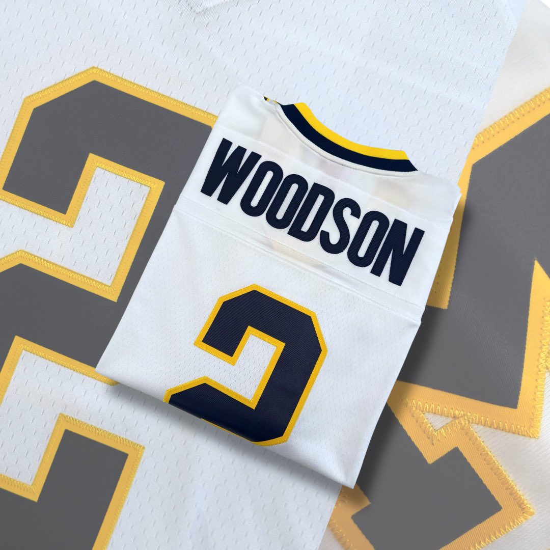 MNFlagshipStore's tweet image. New batch of College Legacy Jerseys now at the Flagship! 🏈
