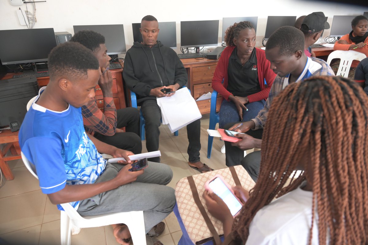 Meet the teams:

Yesu Namara – selling matooke, sugarcane &amp; fruits

The Saints – packaging &amp; selling polythene bags

Champions – fruit vending

Amazing Dealers – phone screen guards

Gamba Nokora Enterprises – fresh vegetables

Apex Venture – fruit sales
<a href="/MbararaUST/">Mbarara University</a>