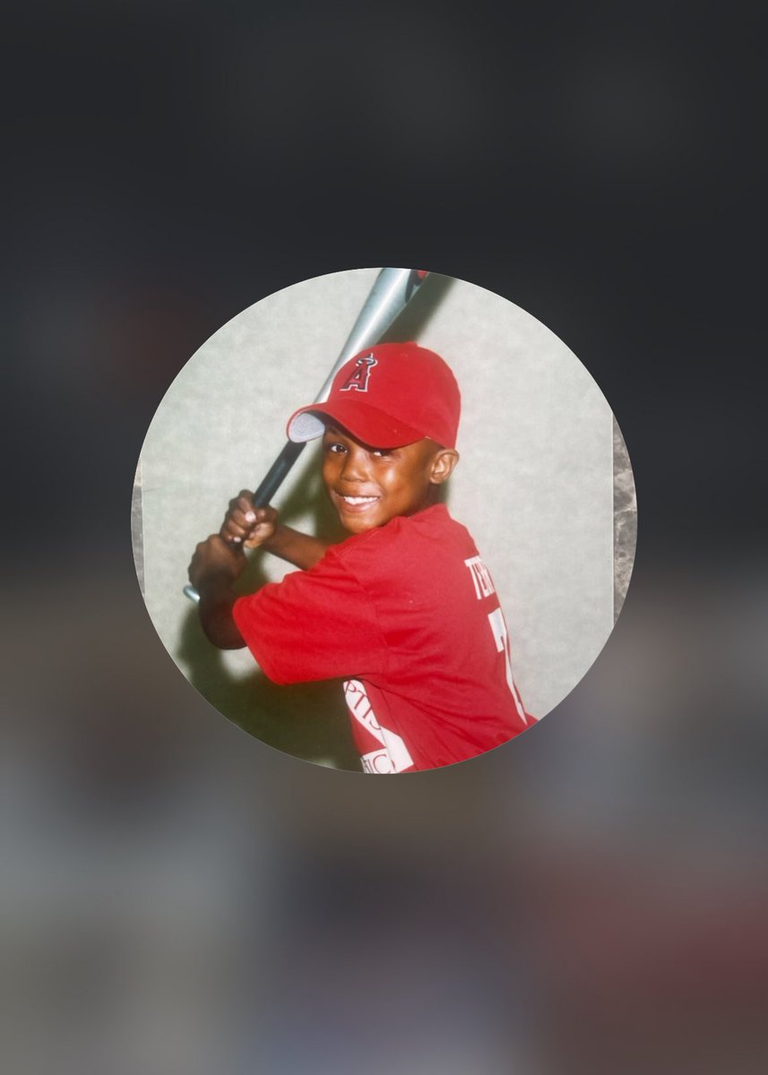SleeperWSH's tweet image. Terry’s most recent Instagram post from Italy with the caption “Life is beautiful.”
He has also changed his pfp to a childhood picture. It was previously a photo of him in a #Commanders uniform.
#RaiseHail