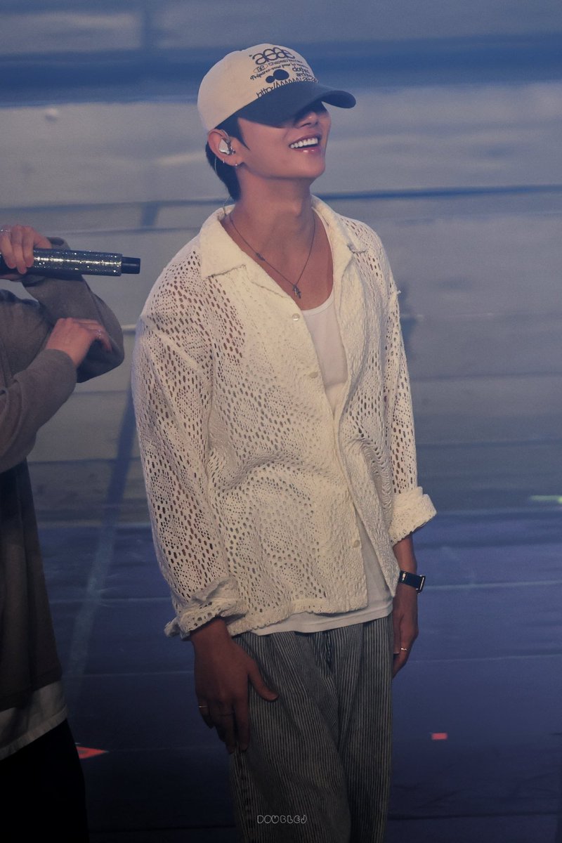 Double.J tweet media