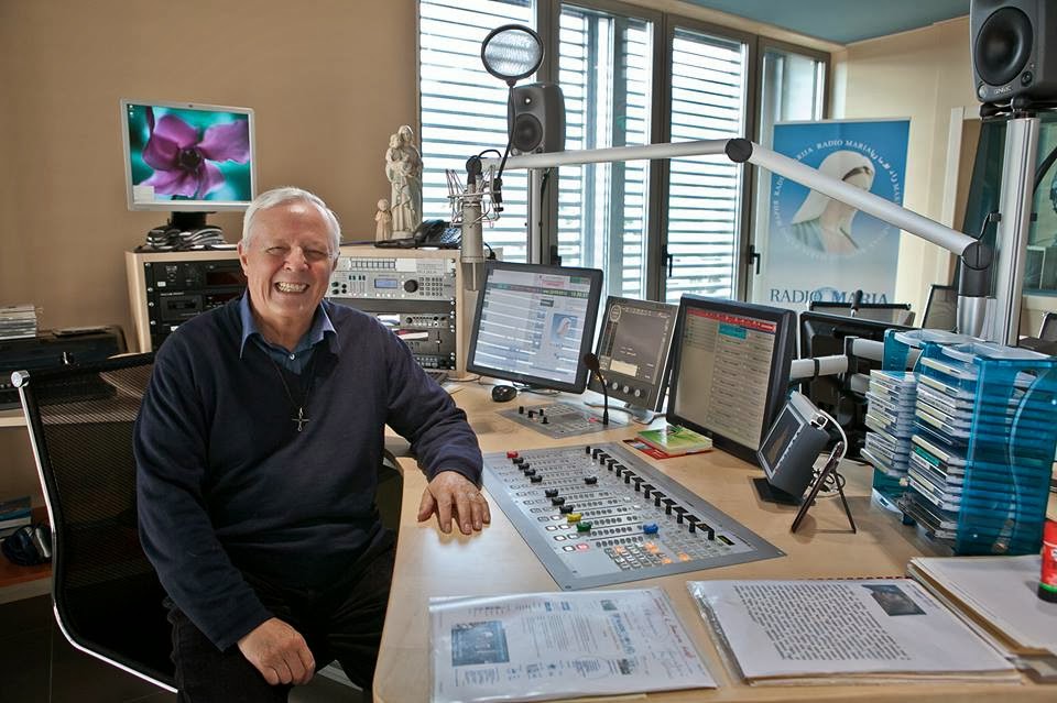 RadioMariaITA's tweet photo. H. 12:25
Intervista di #Padre #Livio a #Vicka veggente di #Medjugorje
Padre Livio https://t.co/8sO2li6wmd