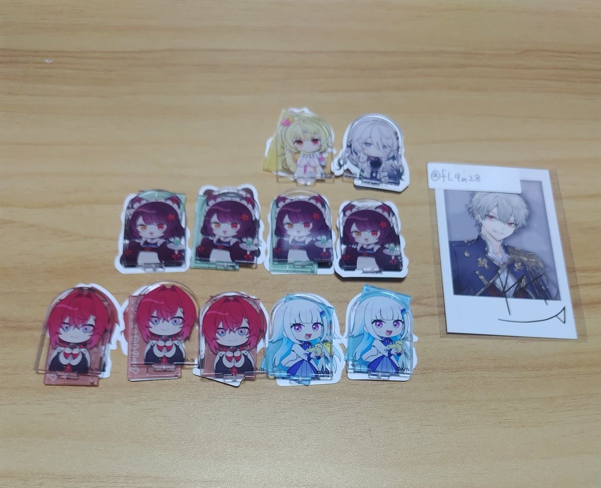 fL9m28's tweet photo. [交換/譲渡]にじさんじ チョコエッグ アクリルスタンド ステッカー 買取 交換
譲→画像1.2

求→定価＋送料orシークレット

・🚹は🚺同数以上含む方のみ
・初期傷等ご了承下さい。ALT参照
・郵送のみ

検索からも気軽にお声がけ下さい。 https://t.co/gsHInN0WMi