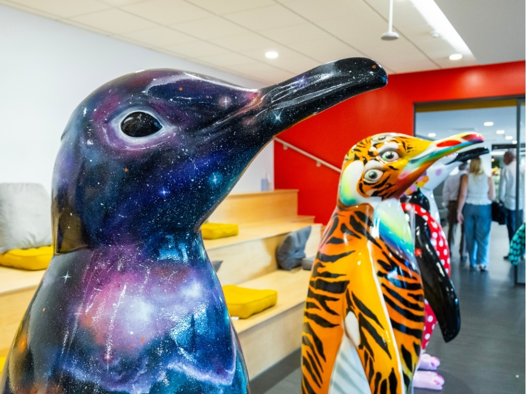Marlborough Highways (@marlboroughhwys) on Twitter photo <a href="/waddleonsea/">waddleonsea</a> has officially begun, and we’re proud to be sponsoring in support of local charity <a href="/HavensHospices/">Havens Hospices</a> 🐧
Our penguin is now perched near Pier Hill Lift, joining over 100 sculptures dotted across Southend to raise funds for this local charity.
#Followthehuddle <a href="/waddleonsea/">waddleonsea</a> has officially begun, and we’re proud to be sponsoring in support of local charity <a href="/HavensHospices/">Havens Hospices</a> 🐧
Our penguin is now perched near Pier Hill Lift, joining over 100 sculptures dotted across Southend to raise funds for this local charity.
#Followthehuddle