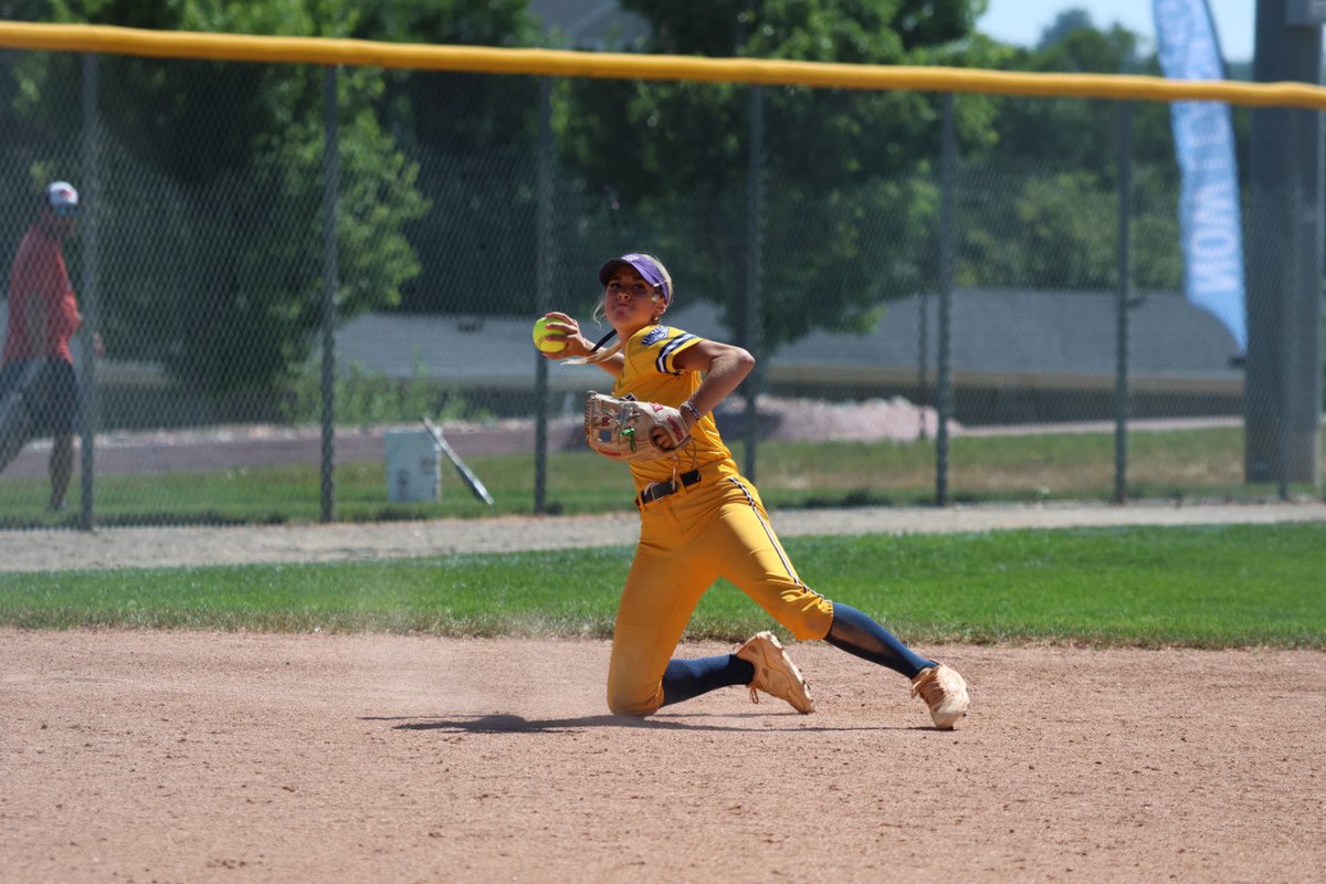 ImpactGold08GA's tweet image. Happy birthday to our @CatamountSB commit and stud SS, @KaylieZirger. If you love watching her play as much as we do now is the time to wish her a happy birthday. Looking forward to hitting the dirt with you one last time this summer on Thursday Kaylie!