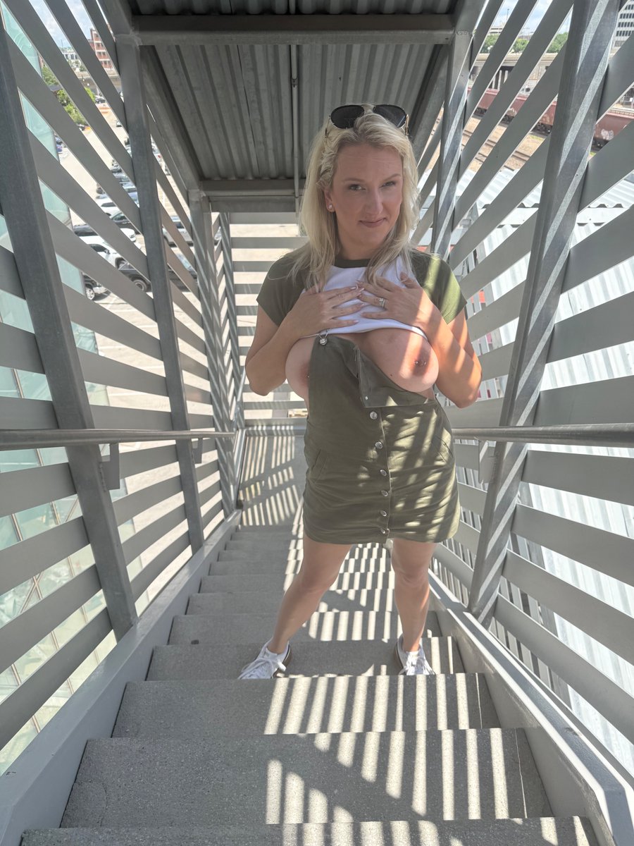 Tits out in Kansas City! 47f married