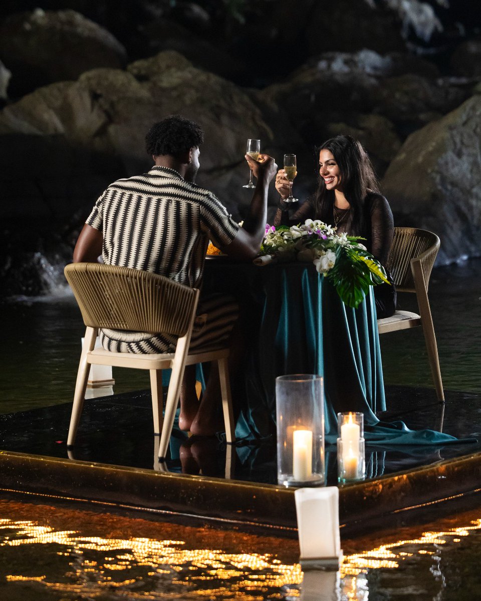 CraveCanada's tweet image. 🏝️ Final Dates, Final Feelings 💕
The last romantic moments have been shared, and the Love Island villa doors are now closed. What did you think of each couple’s final date? 🥂✨
Catch all the unforgettable moments in the Season 7 finale, now streaming on Crave. #LoveIslandUSA…