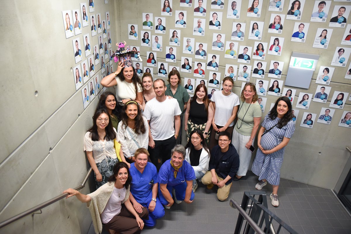 CeMM (@cemm_news) on Twitter photo Congrats to <a href="/MaryemRadhouani/">Mariem Radhouani</a> from the groups of former CeMM PI & <a href="/MedUni_Wien/">MedUni Wien</a> Prof. Sylvia Knapp & Philipp Starkl, who has successfully defended her PhD thesis entitled "The impact of bacterial skin infection on allergic asthma development." Well done!! 🎓 👏 🎉 #phdlife #phdhat Congrats to <a href="/MaryemRadhouani/">Mariem Radhouani</a> from the groups of former CeMM PI & <a href="/MedUni_Wien/">MedUni Wien</a> Prof. Sylvia Knapp & Philipp Starkl, who has successfully defended her PhD thesis entitled "The impact of bacterial skin infection on allergic asthma development." Well done!! 🎓 👏 🎉 #phdlife #phdhat
