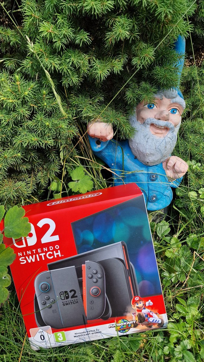 Olihan se jo aikakin. Tosin en tiedä milloin ehdin pelata. #NintendoSwitch2 #vanhempainvapaa