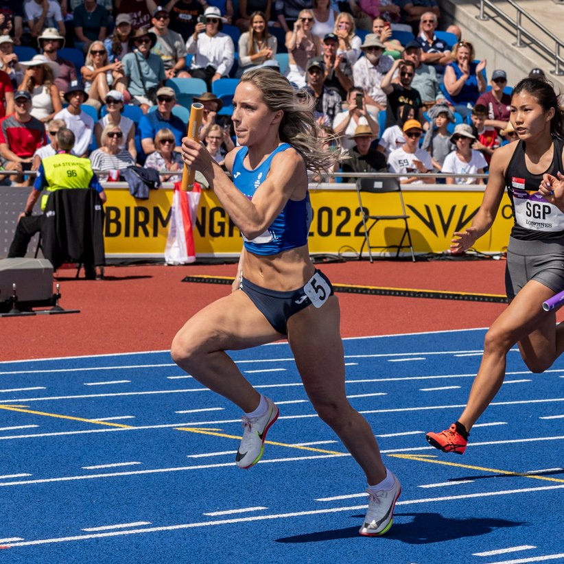 Team_Scotland's tweet image. Gold for Orkney's Taylah Paterson at the Island Games and It's been quite the few years!
Married just days before competing at Birmingham 2022, becoming a mum in 2023, back in a Scotland vest this year and now top of the podium in the 100m roared on by a home crowd!
#Orkney2025