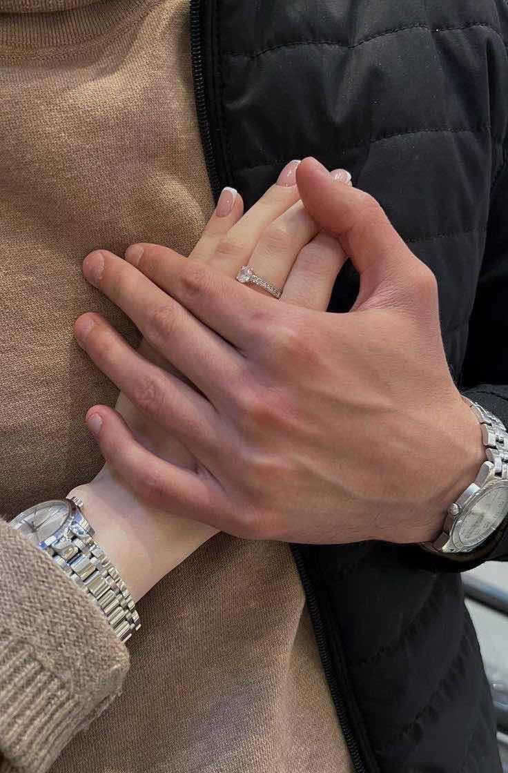 أحب رسايلك و أحب شوفك وطاريك
و أحب فيك يّومي لاصرت موجود❤️
#مساء_الخير