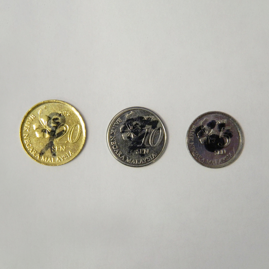 CIA's tweet image. Artifact of the Week: Coins Left at the Statue of Nathan Hale
Learn more: cia.gov/legacy/museum/…
