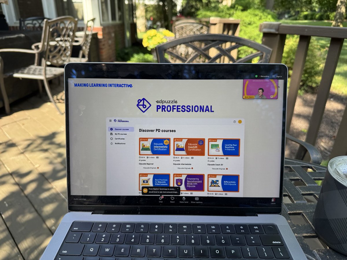 Great PD resources for teachers from #EdpuzzleSummit ⁦<a href="/edpuzzle/">Edpuzzle</a>⁩ Professional with courses on cybersecurity - AI - and more to empower educators!